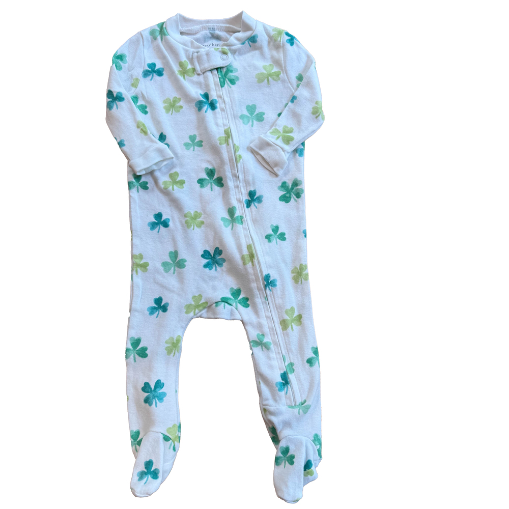 Pottery Barn Unisex Green Shamrocks 1-piece footed Pajamas size: 0-3 Months